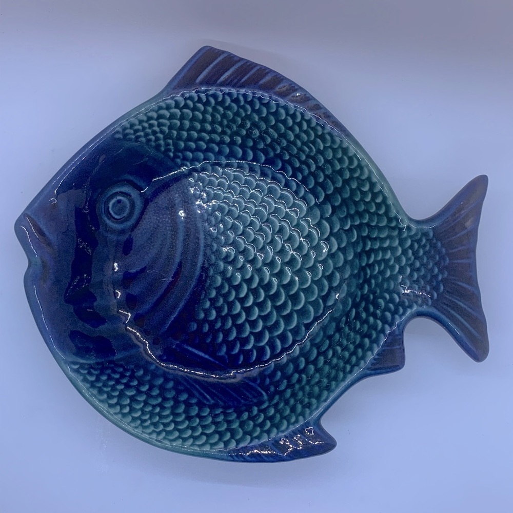 Vintage Majolica Fish Plate Serving Bowl!